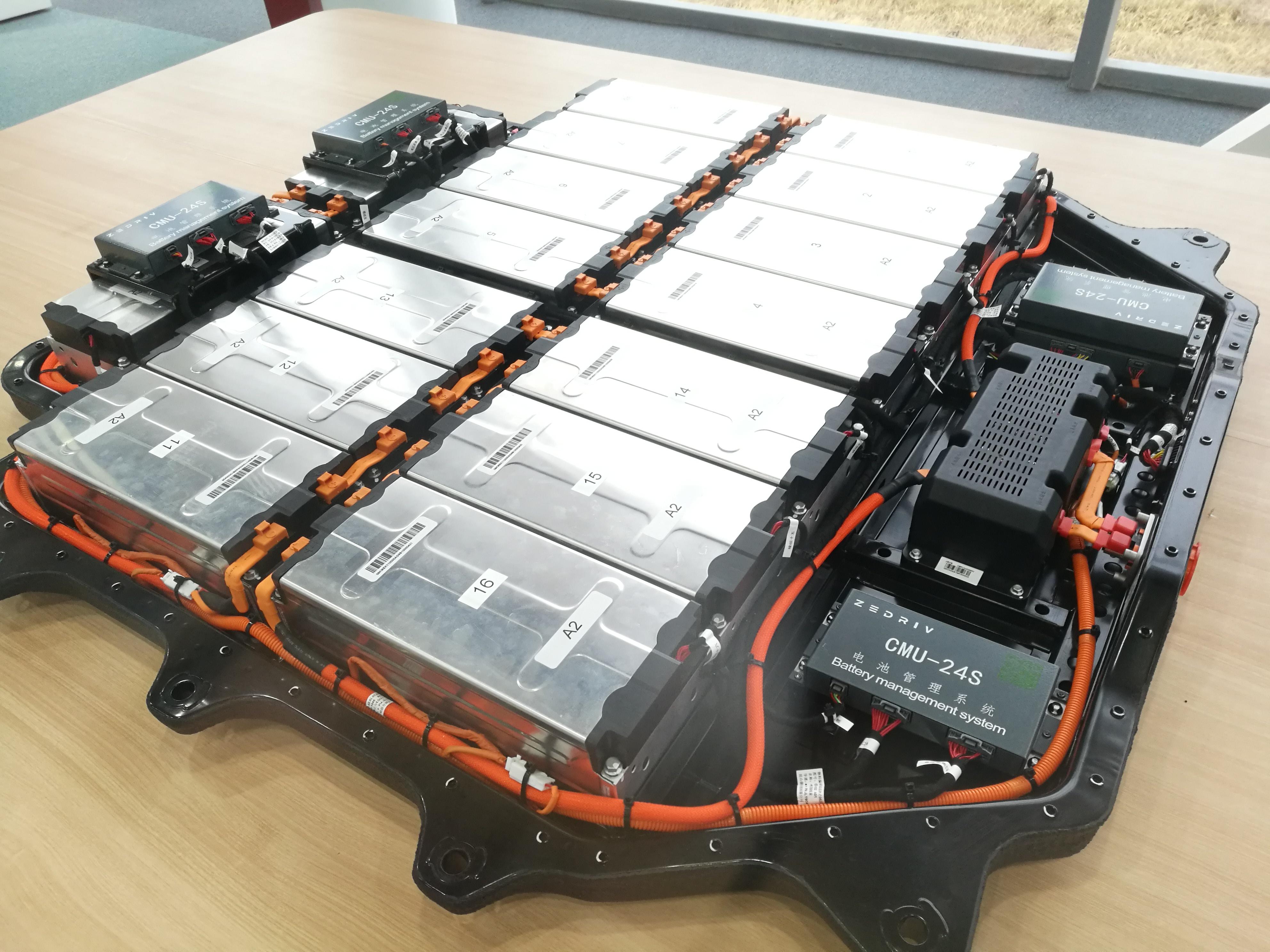 随着功率半导体器件与车规级芯片需求的增加