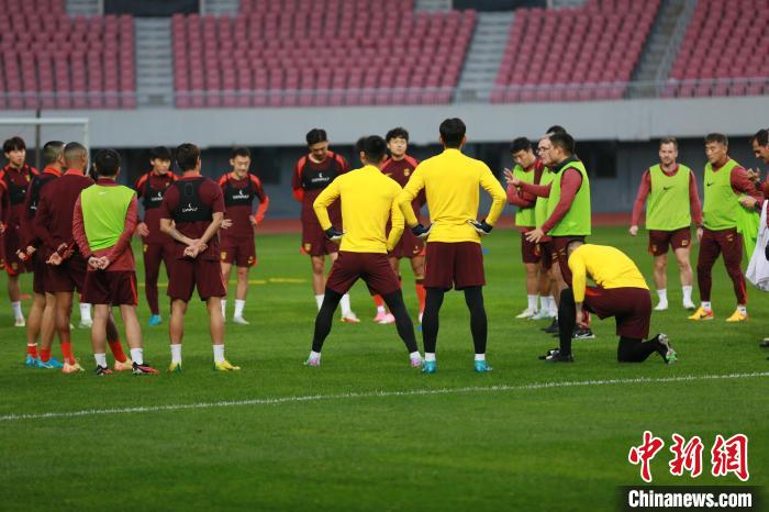 主场在青岛迎战印尼,中国男足将全力争取3分以
