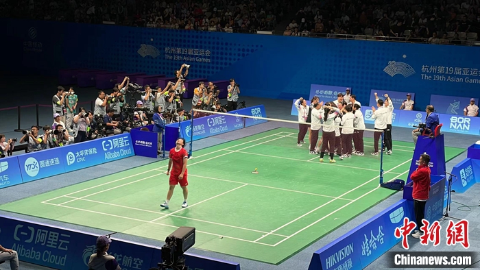 最强二单何冰娇未能扭转战局 中国羽球女团在亚
