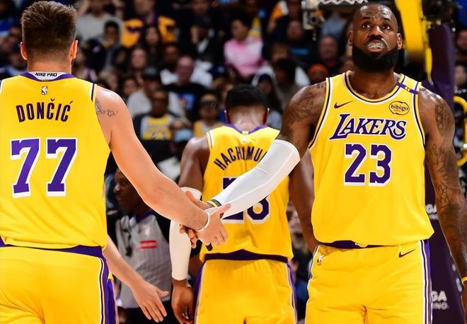 季后赛区五大伤害首发球员引关注