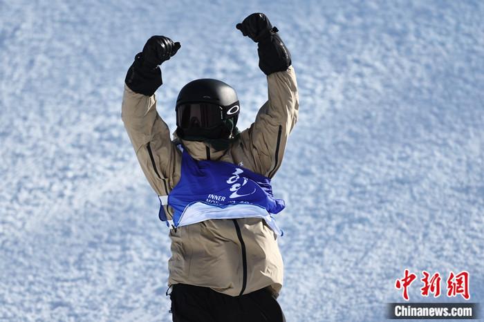 苏翊鸣十四冬单板滑雪大跳台夺冠创单跳最高分